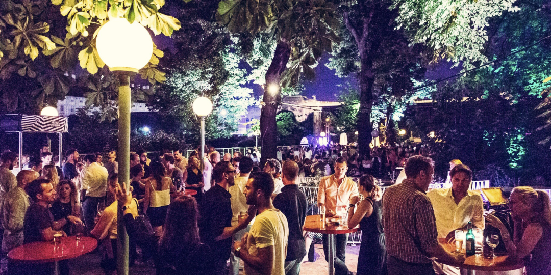 das techno cafe